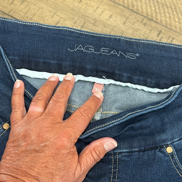 Jag plus size ankle jeans - Picture 2 of 5